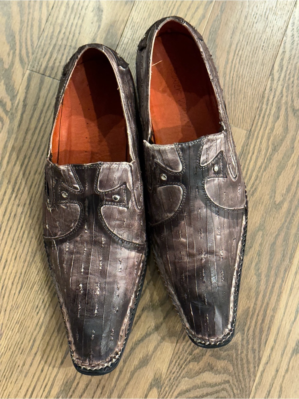 Robert Wayne Men's Distressed Brown Leather Slip-On Loafers